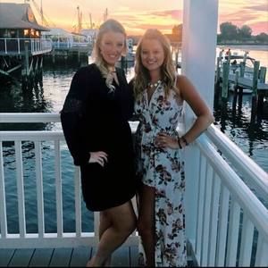 Meet your Posher, Elyse